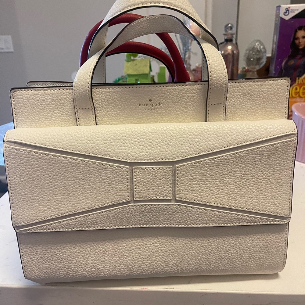 White bow Kate spade bag